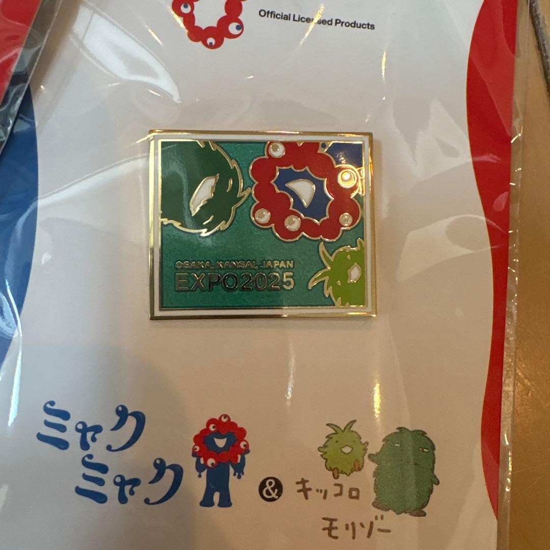 ミャクミャク　モリゾーキッコロピンバッチ