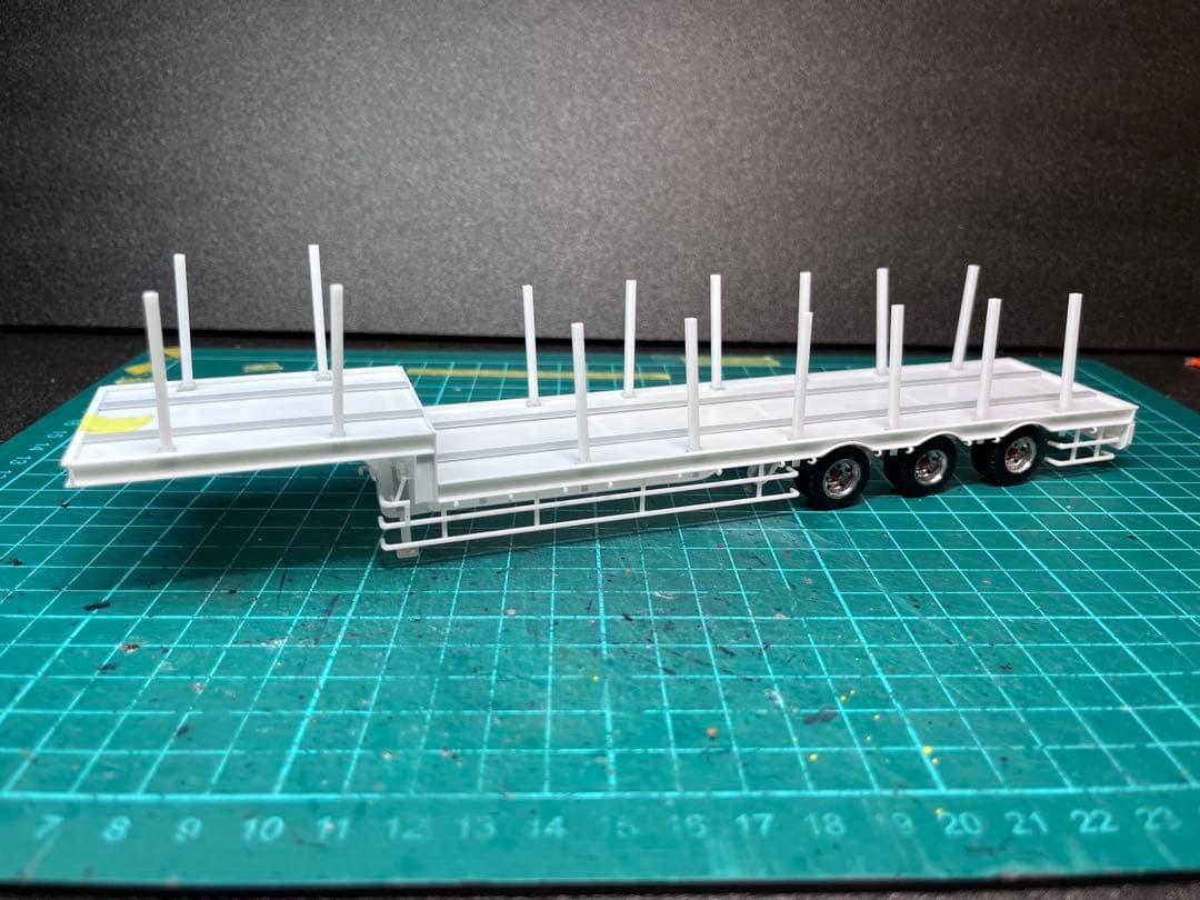 ひろか　1/50 段落ち3軸フラットトレーラー