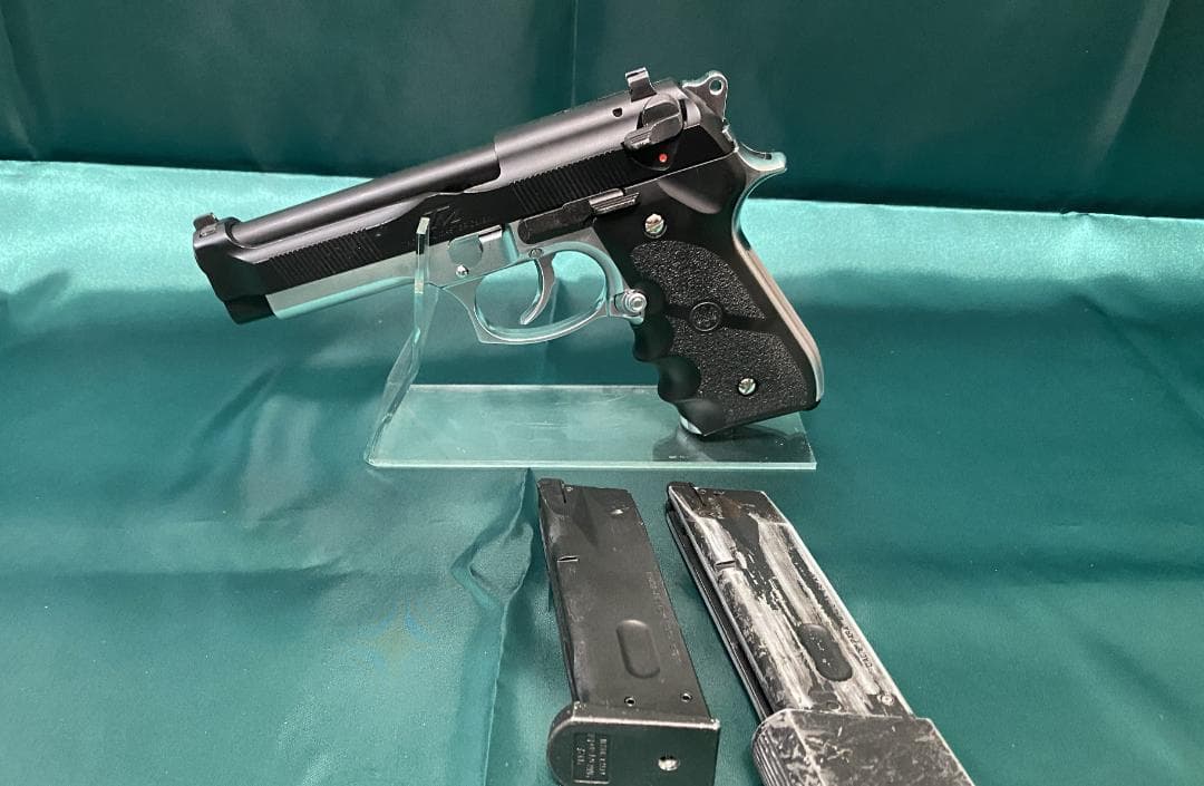 東京マルイ　M92F タクティカルマスター　ガスブロ　予備マグ付き
