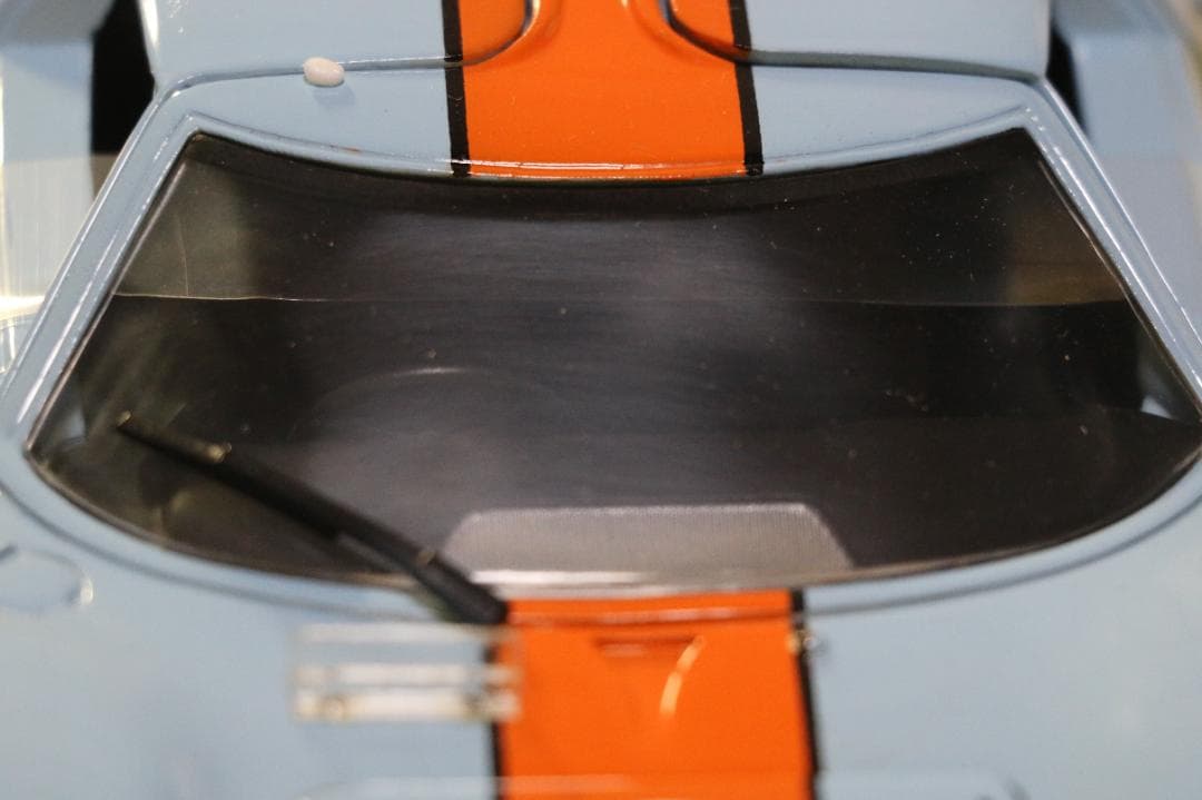 JOUEFエボリューション製 フォードＧＴ４０ 　１９６９ル・マン優勝　1/18