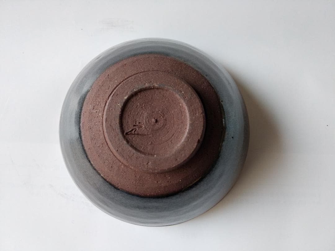 桶谷定一 作 銀覆輪 油滴天目 茶碗 茶道具 共箱 美品 です。