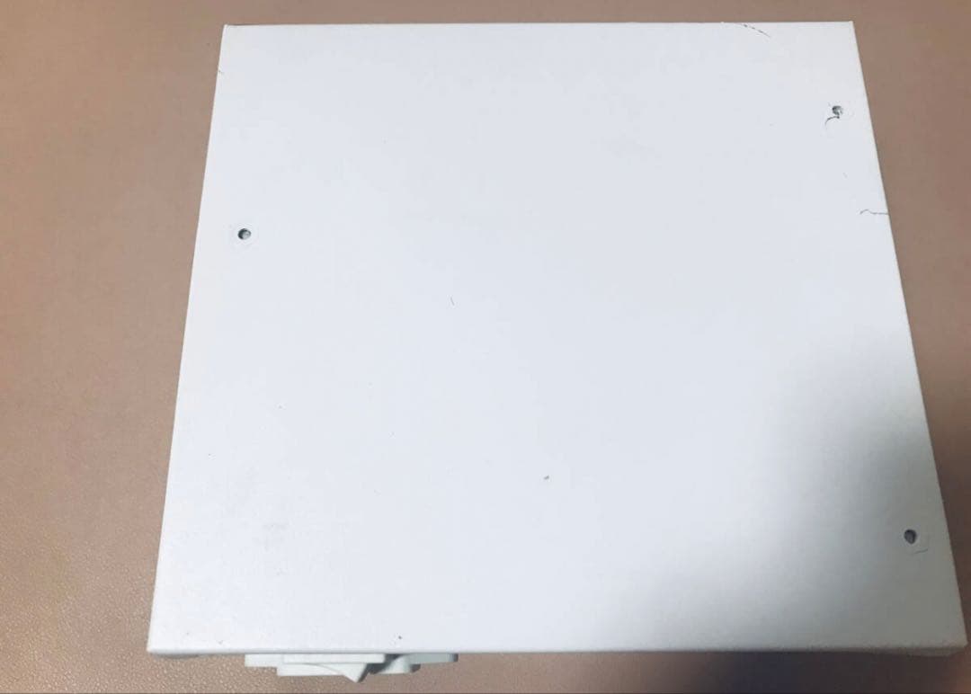 ホワイト 850 w 電源ユニット AC入力端子