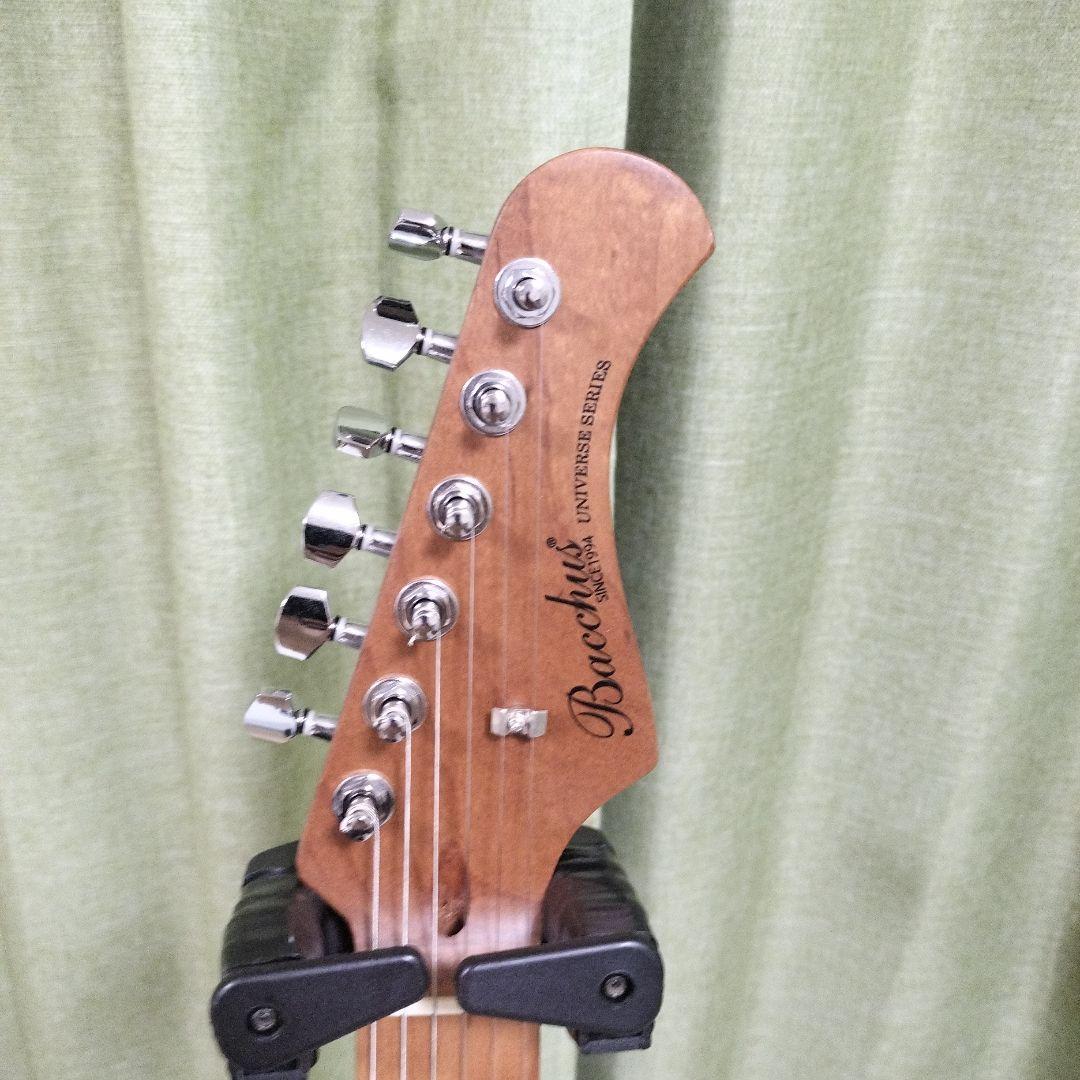 Bacchus Universe Series BST-2 ホワイトエレキギター