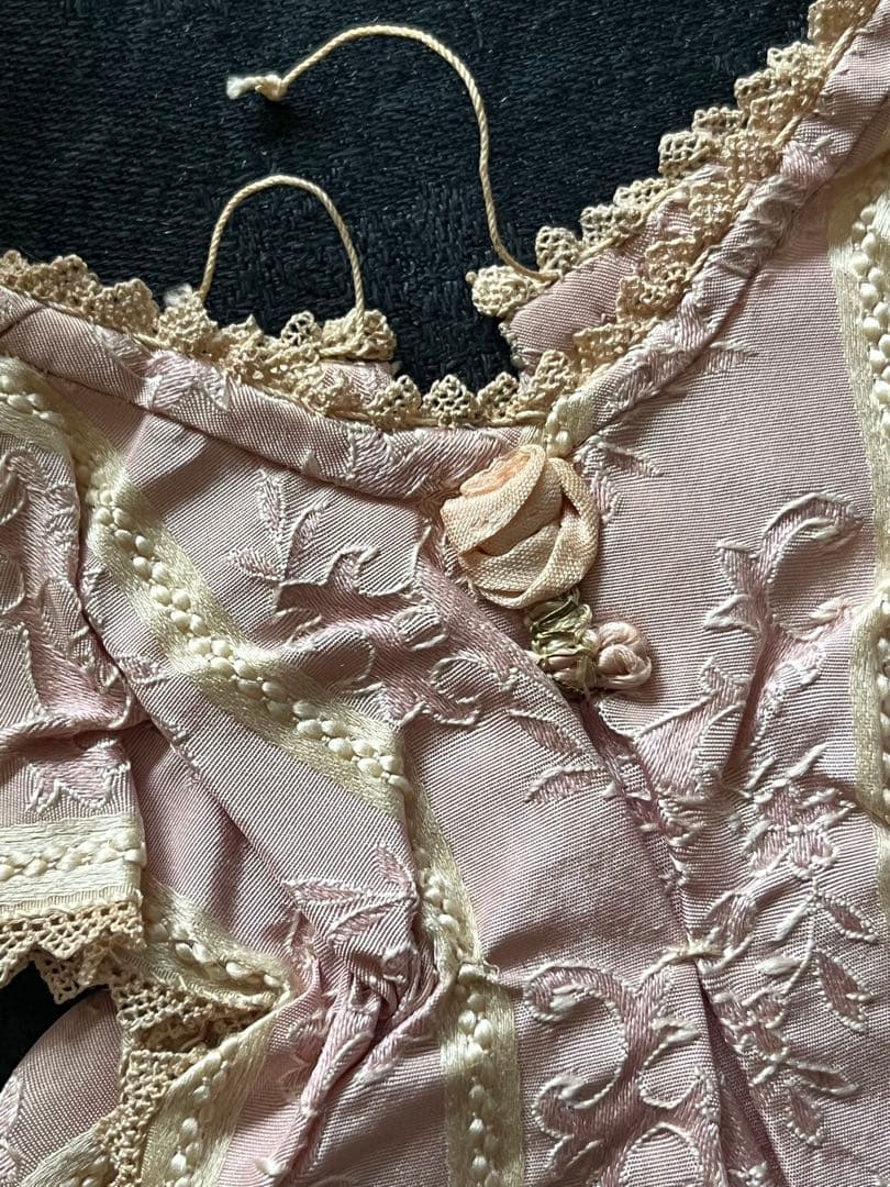 アンティークフランスドールビスクドールロココリボントリムドレス帽子セット