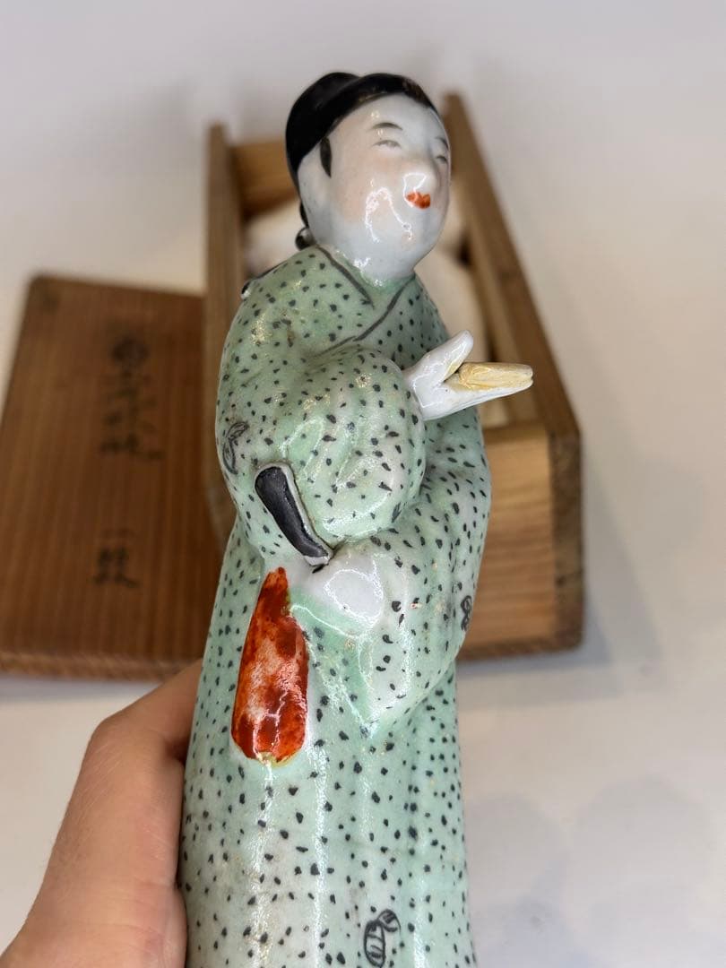 中国美術 清時代 粉彩 人物置物 共箱付 火漆封印有 骨董品 古陶磁