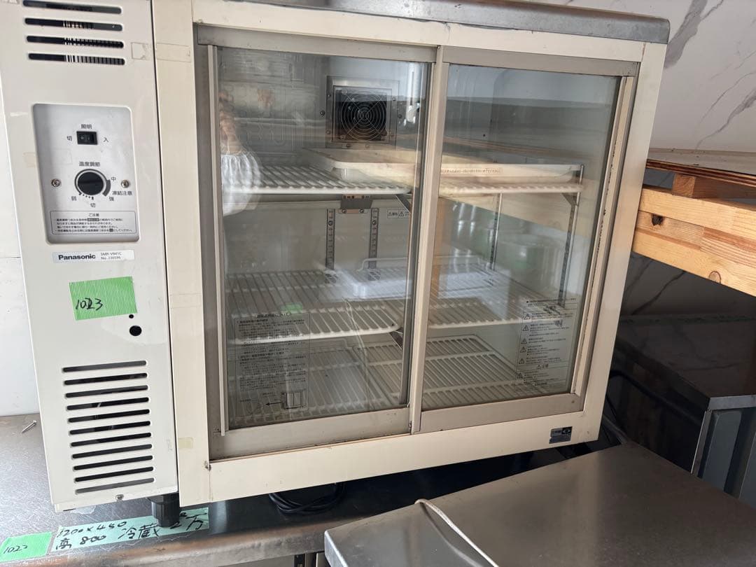 パナソニック冷蔵テーブル型ショーケース 型式SMR-V941C