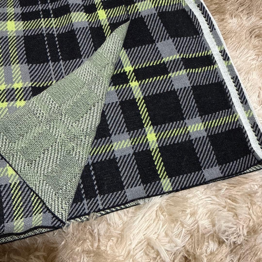 新品未使用adidas チェック柄 セーター・スカートセットアップ