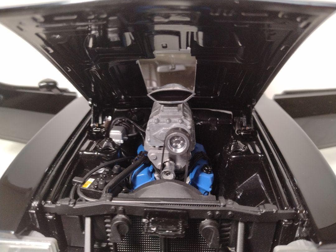 59　オートアート　1/18　マッドマックス2　The ROAD WARRIOR