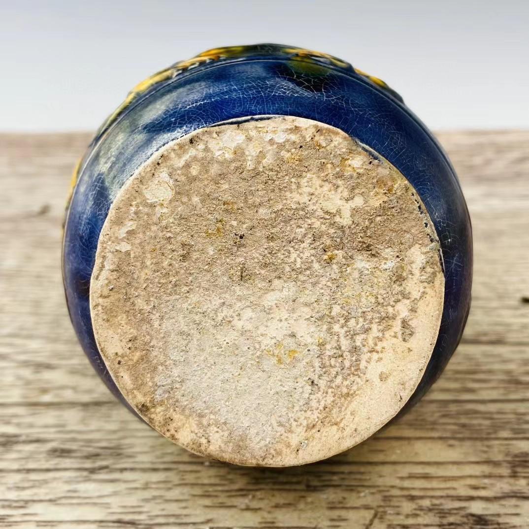 中国古美術・旧蔵の磁器・三彩壺・置物・書道具・茶道具・文房具・賞物