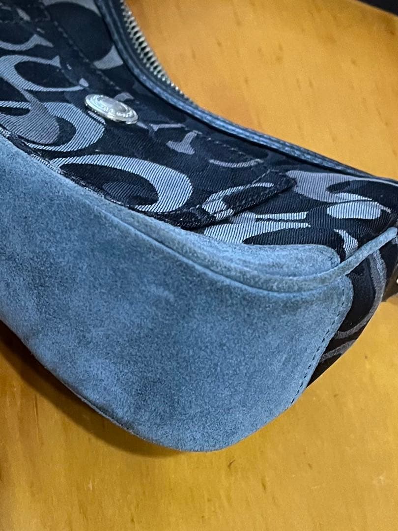 希少◆COACH ◆アクセサリーポーチ ハンドバッグ シグネチャー 黒