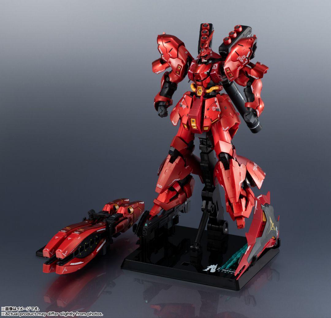 超合金MSN-04FFサザビー＆νガンダム（ダブル・フィン・ファンネル装備型）