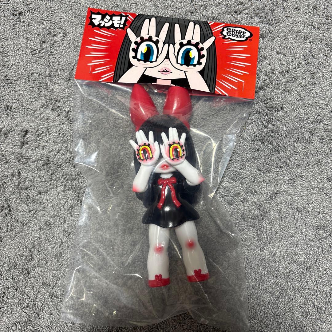 手の目少女　マッシモ！にぎるちゃん