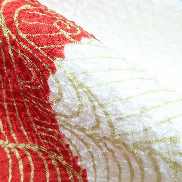 Y3496◇美品 正絹 総絞り 金駒刺繡 手縫い仕立て 成人式 振袖