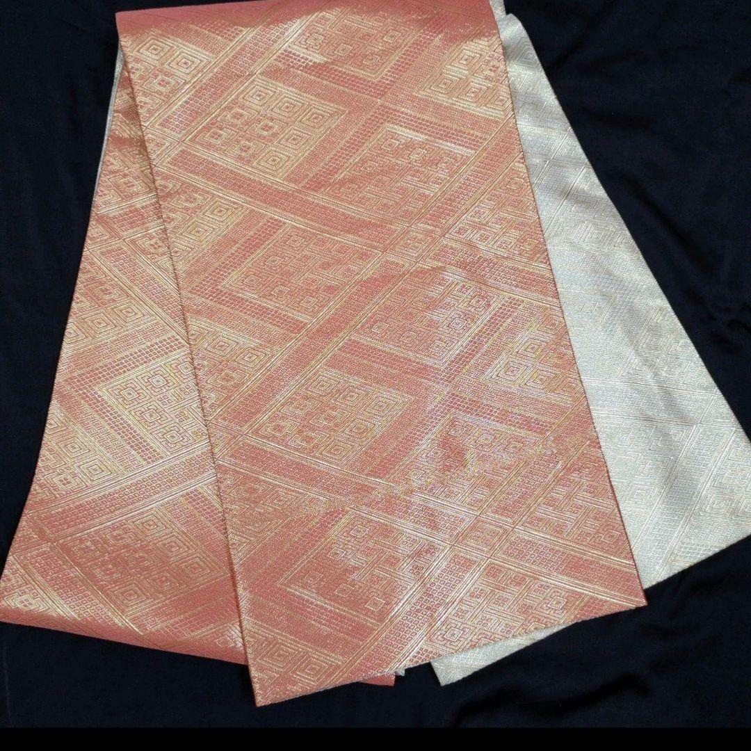 708　半額セール　正絹　美品　格調高い　友禅黒留袖　５点フルセット