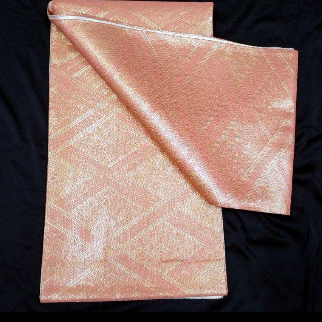 708　半額セール　正絹　美品　格調高い　友禅黒留袖　５点フルセット