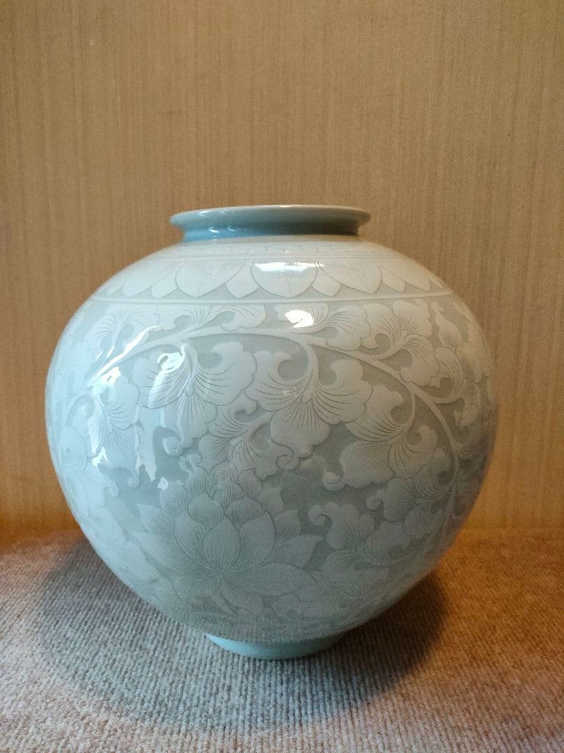 青磁　花瓶　壺　韓国　大きい壺 値下げしました
