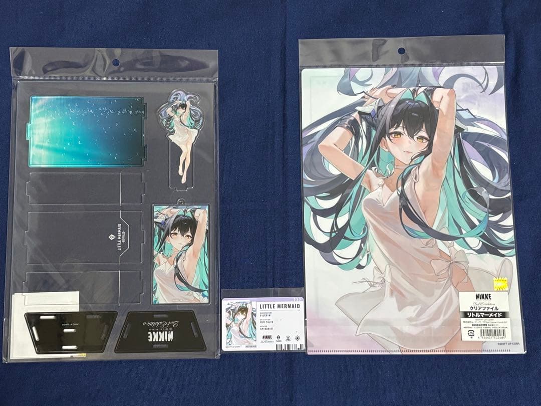 ★勝利の女神:NIKKE展 リトルマーメイド 3種セット アクスタ 社員証 等