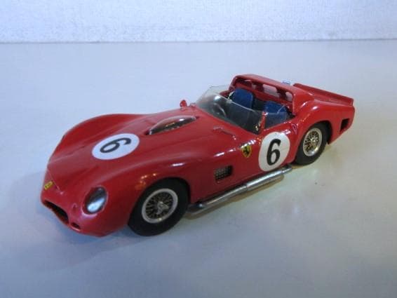 特価 Western Models (1/43) フェラーリ 330TR