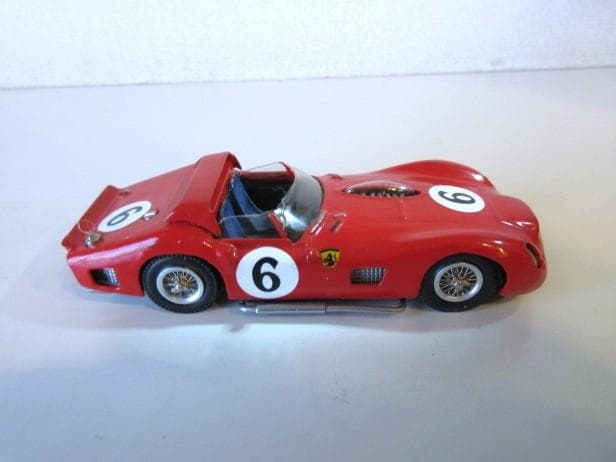 特価 Western Models (1/43) フェラーリ 330TR