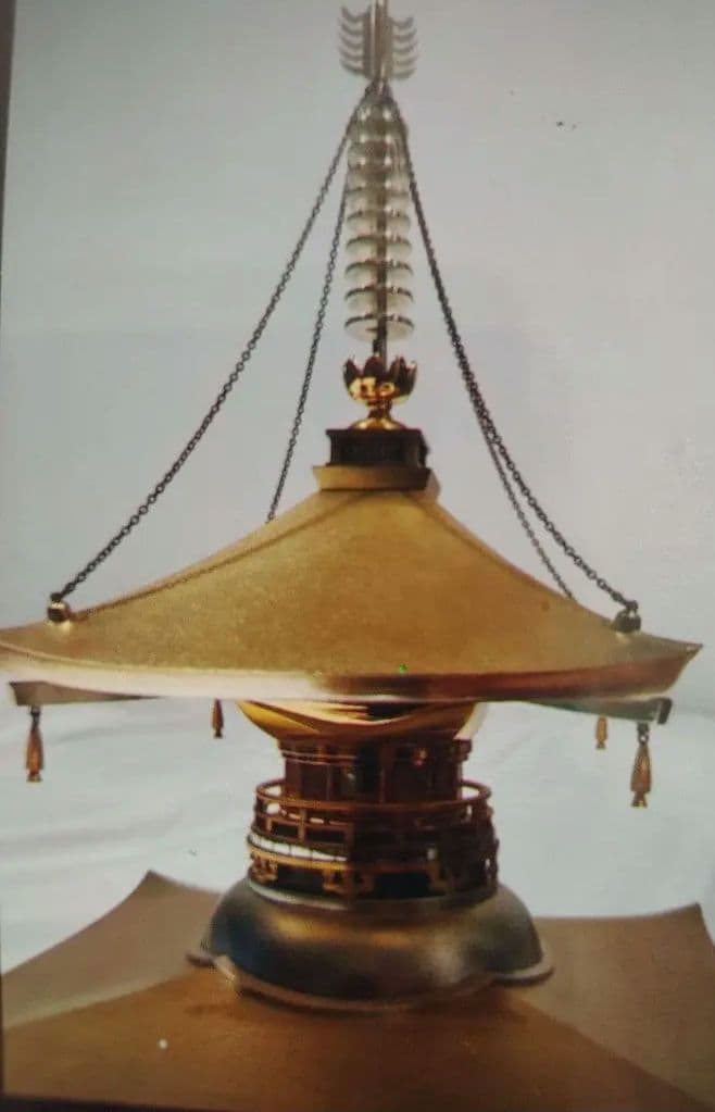 東京銀器製　多宝塔　1500g