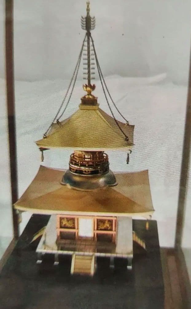 東京銀器製　多宝塔　1500g