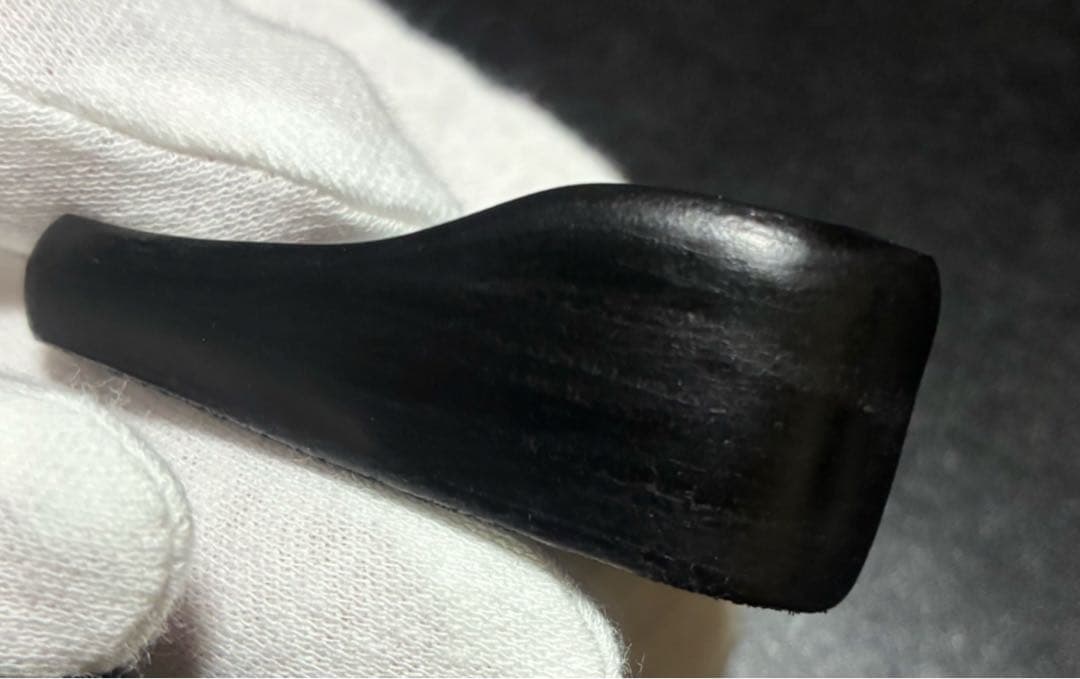 ワイルドスワンズ ボールペン　ペンスタンド　ベイカーオークバークポロサス