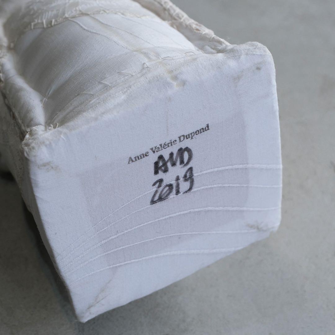 アンヴァレリーデュポン2019年作品 UNDERCOVER