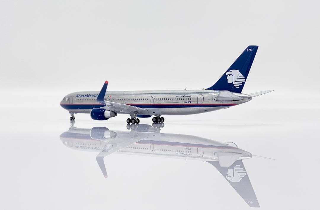 アエロメヒコ航空 767-300ER XA-APB 1/400