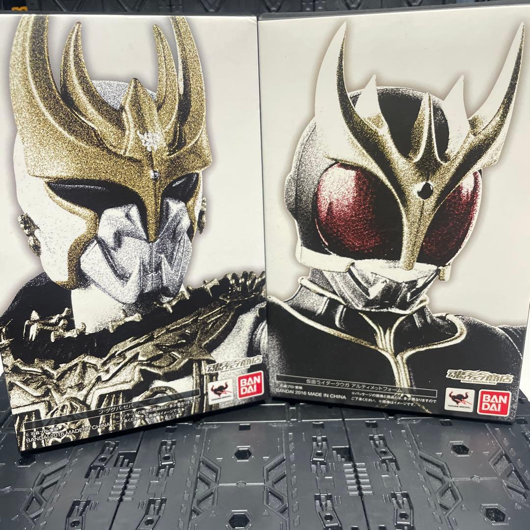 真骨彫 仮面ライダークウガ　アルティメットフォーム&ン・ダグバ・ゼバ　セット