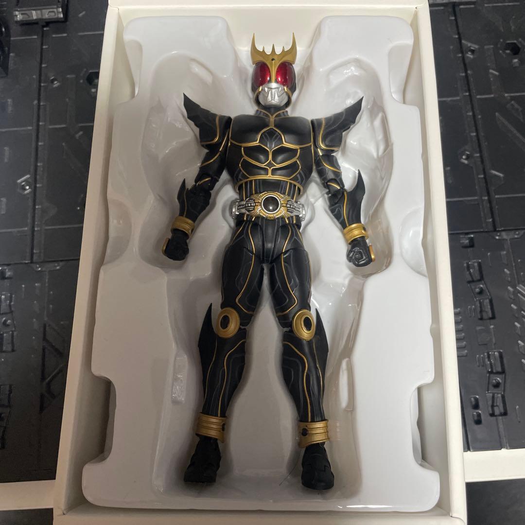真骨彫 仮面ライダークウガ　アルティメットフォーム&ン・ダグバ・ゼバ　セット
