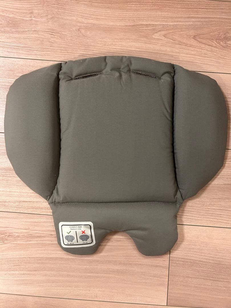 みい［手渡し限定］Cybex CLOUD Z I-SIZE ベースセット