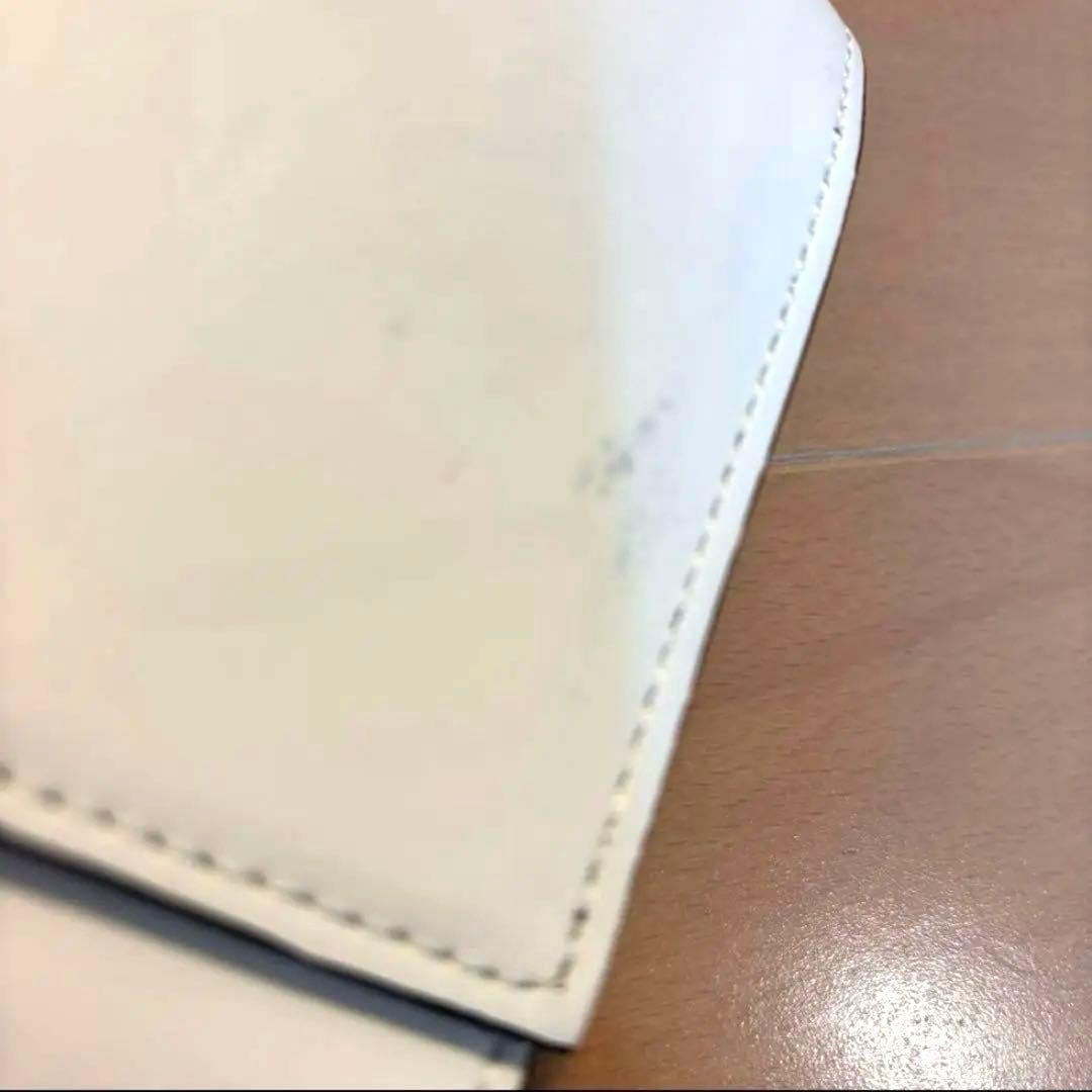 ホワイトYSLショルダーバッグ