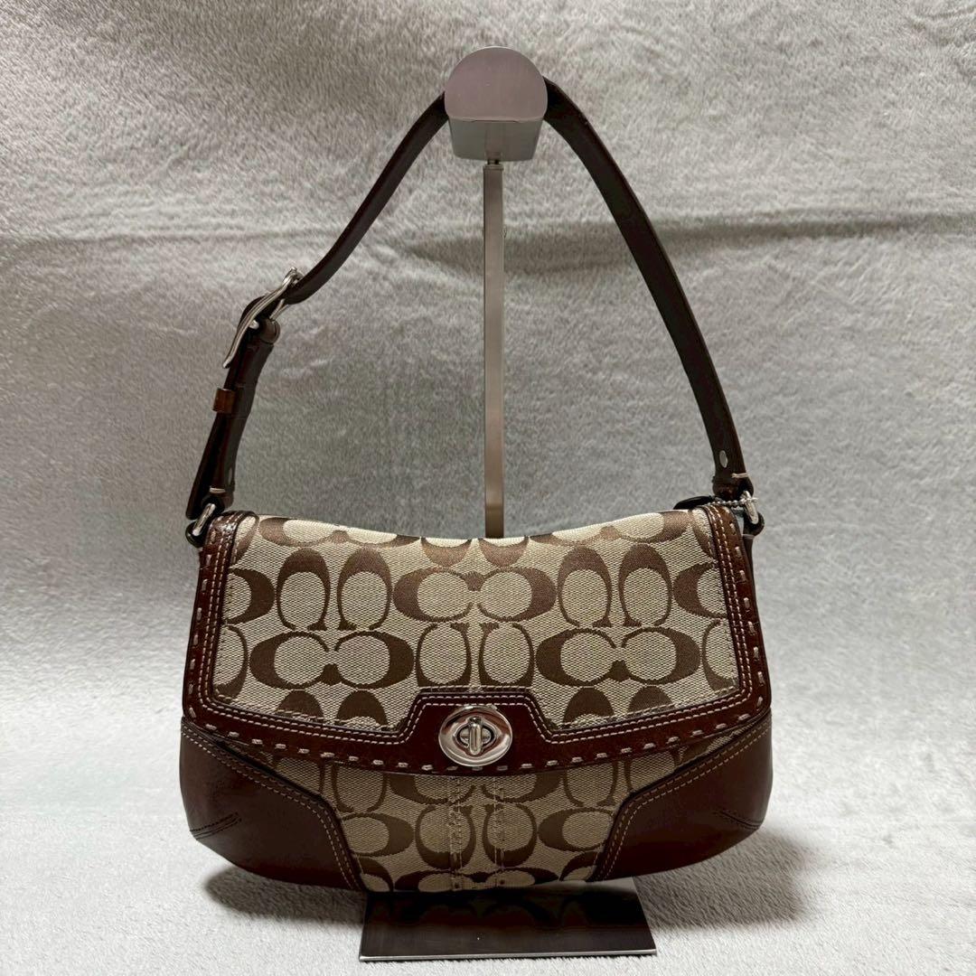 バッグ Coach Signature Turn Lock Shoulder Bag