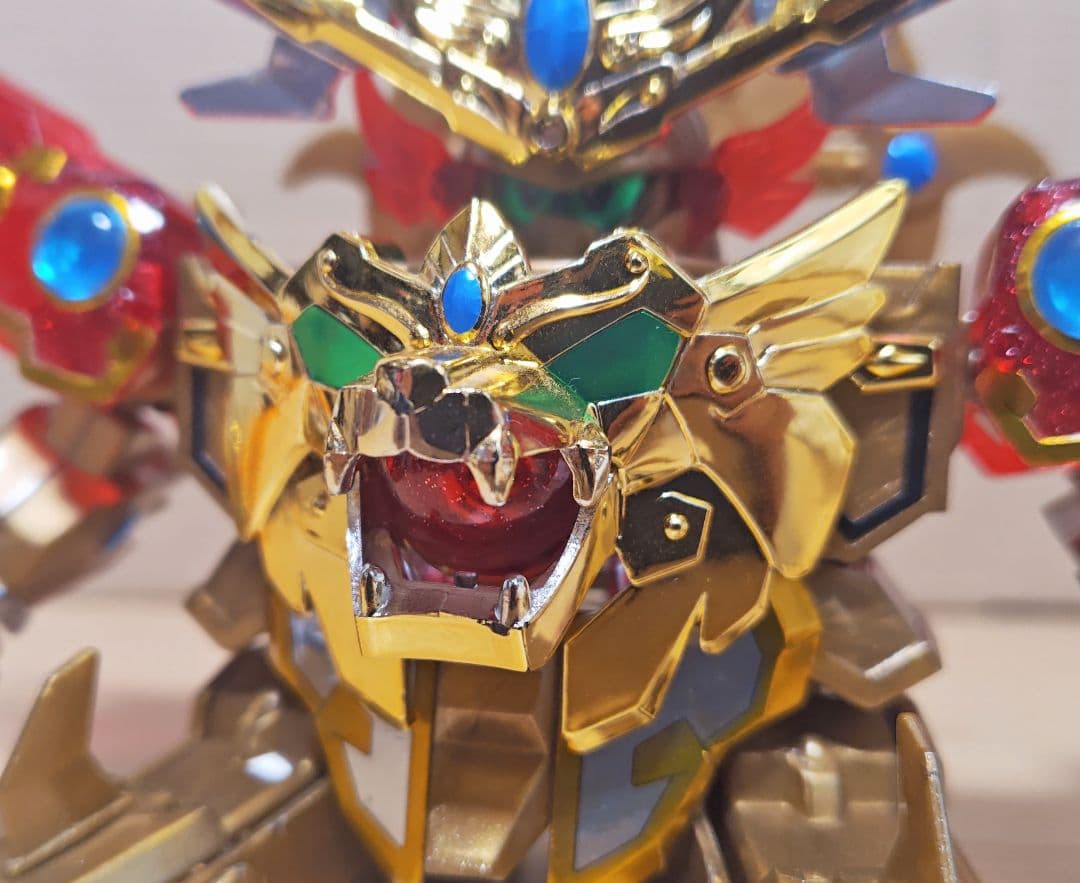 きゅーべー出品 サメの抜け殻 SDガンダム 轟炎武威大将軍 セット