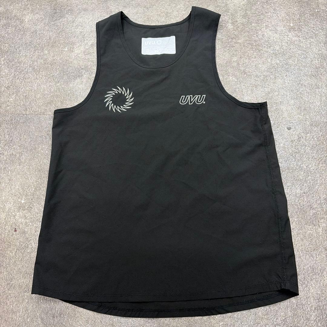 UVU ブラック タンクトップ