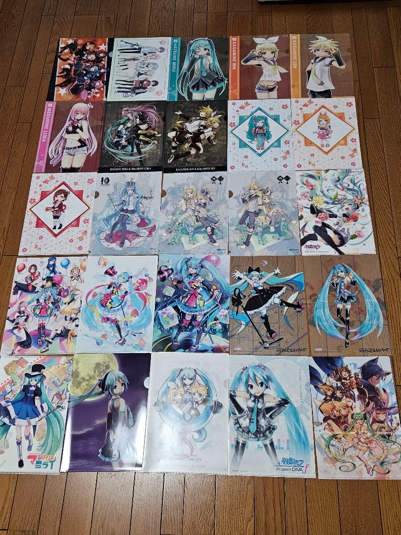 初音ミク　鏡音リン　鏡音レン　巡音ルカ　クリアファイル　パズル　特典　まとめ売り