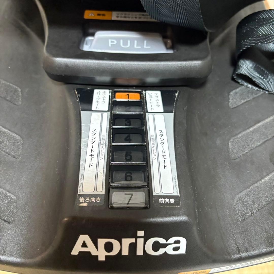 アップリカ　クルリラ プラス 360°セーフティー AB チャイルドシート