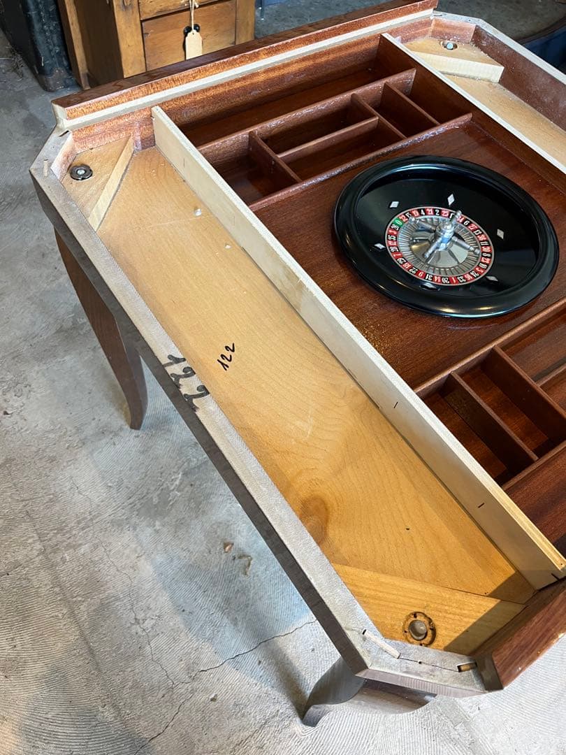 イタリア　ゲームテーブル