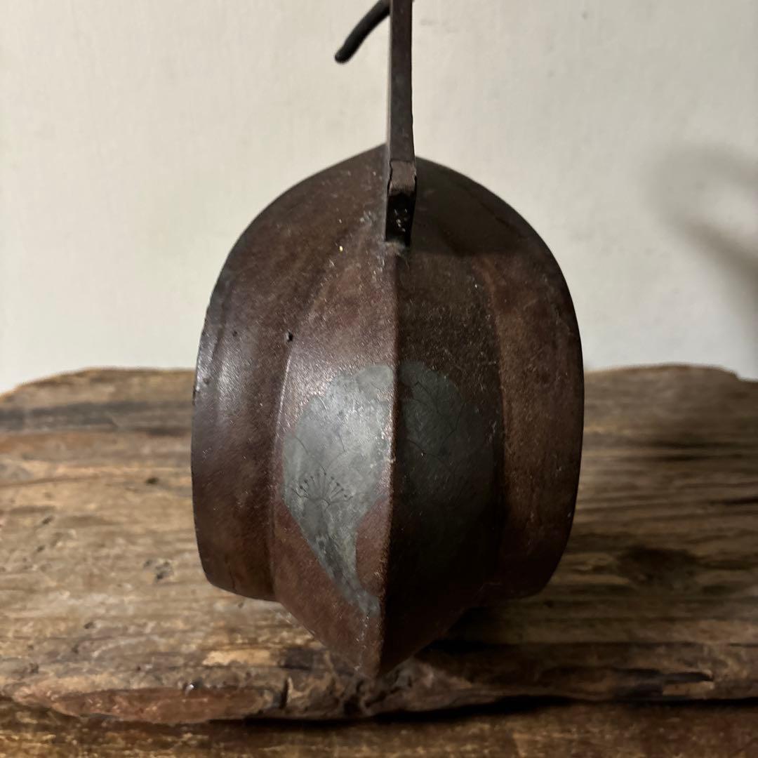 時代　馬の鎧　片方のみ　根来　古道具　アンティーク　骨董花器　検:白洲正子　李朝