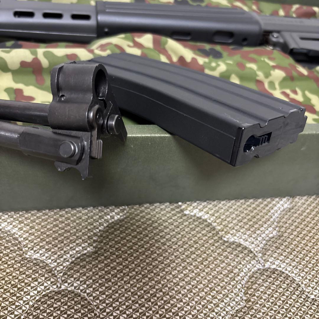 エナ　東京マルイ 89式小銃 電動ガン　後方バッテリー仕様