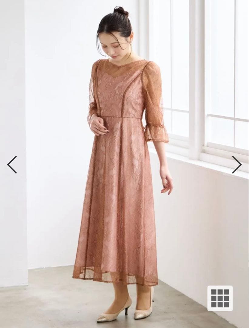 グリッターレース袖付きフィット&フレアパーティードレス　結婚式　お呼ばれ　ドレス