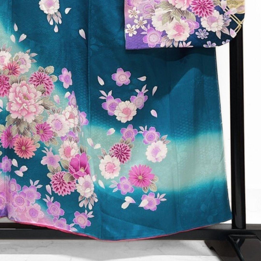 振袖　刺繍　牡丹　桜花　菊花　花吹雪　成人式　晴れの日　着物　075a p
