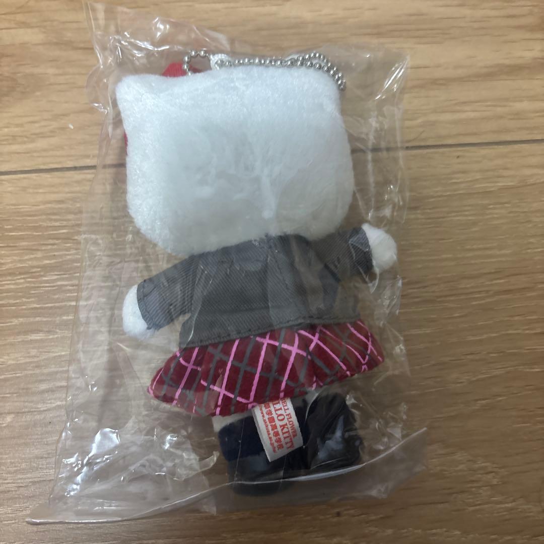 秋草学園 制服 キティちゃん