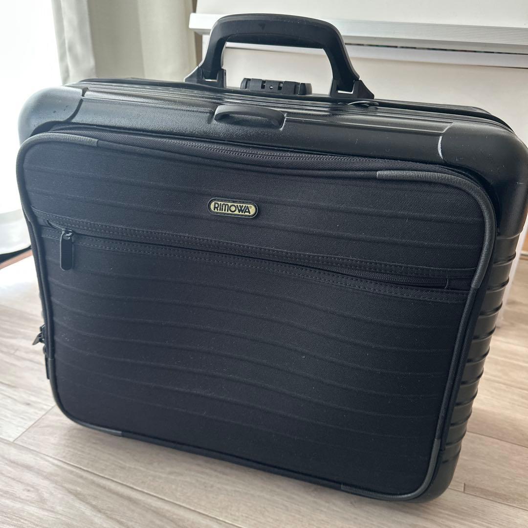 値下げ中！RIMOWA ブラック キャリーケース