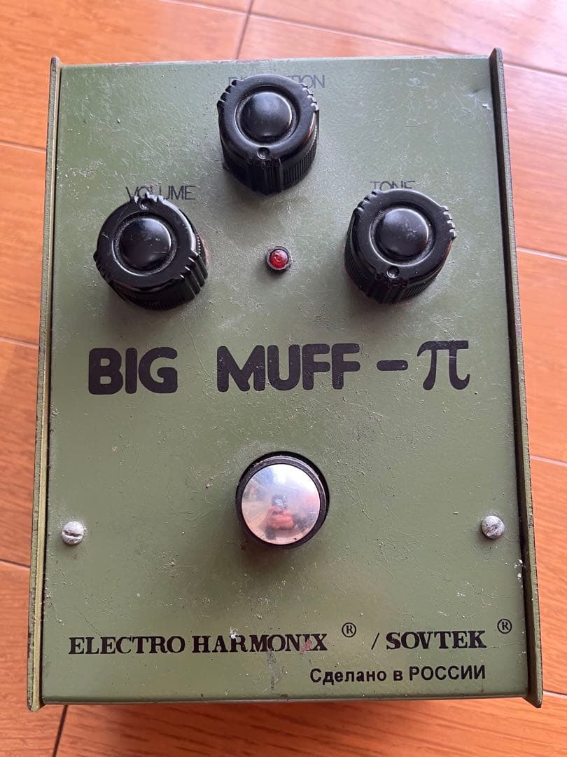 BIG MUFF アーミーグリーン　バブルフォント