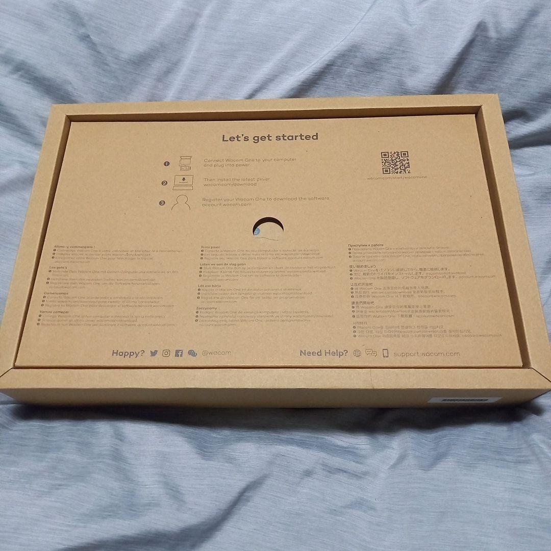 Wacom One Creative Pen Display 本体 フィルム付き