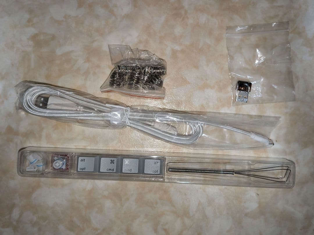 NIZ ホワイト 静電容量無接点方式キーボード 87キー X87 White