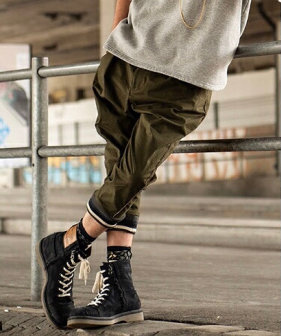 glamb グラム　マーティスクロップドパンツ　サイズ3