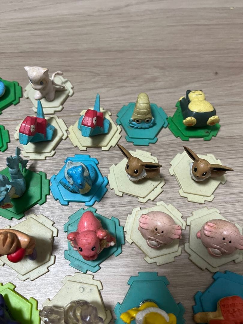 ポケモン フィギュア 台座　97体　まとめ売り