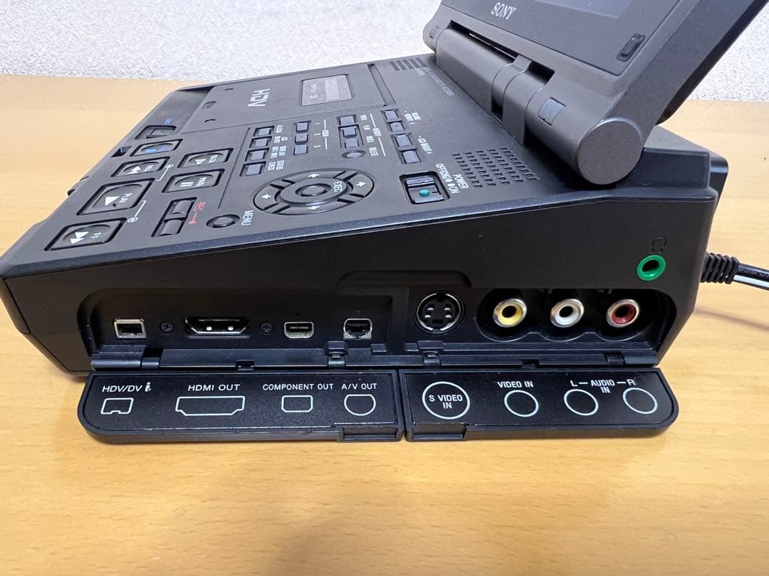 SONY GV-HD700 09製